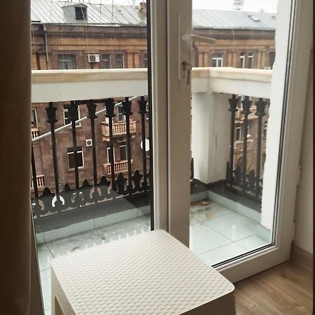 Apartment 2 Floors Erevan Esterno foto